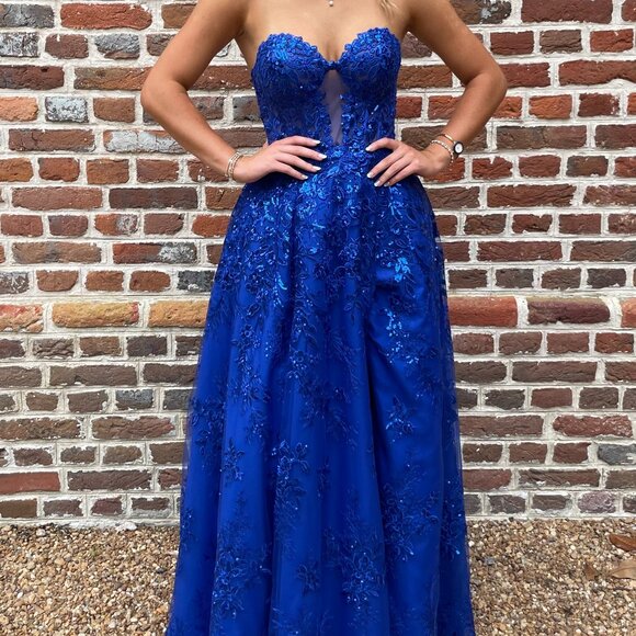 Blue Sherri Hill Prom Dress